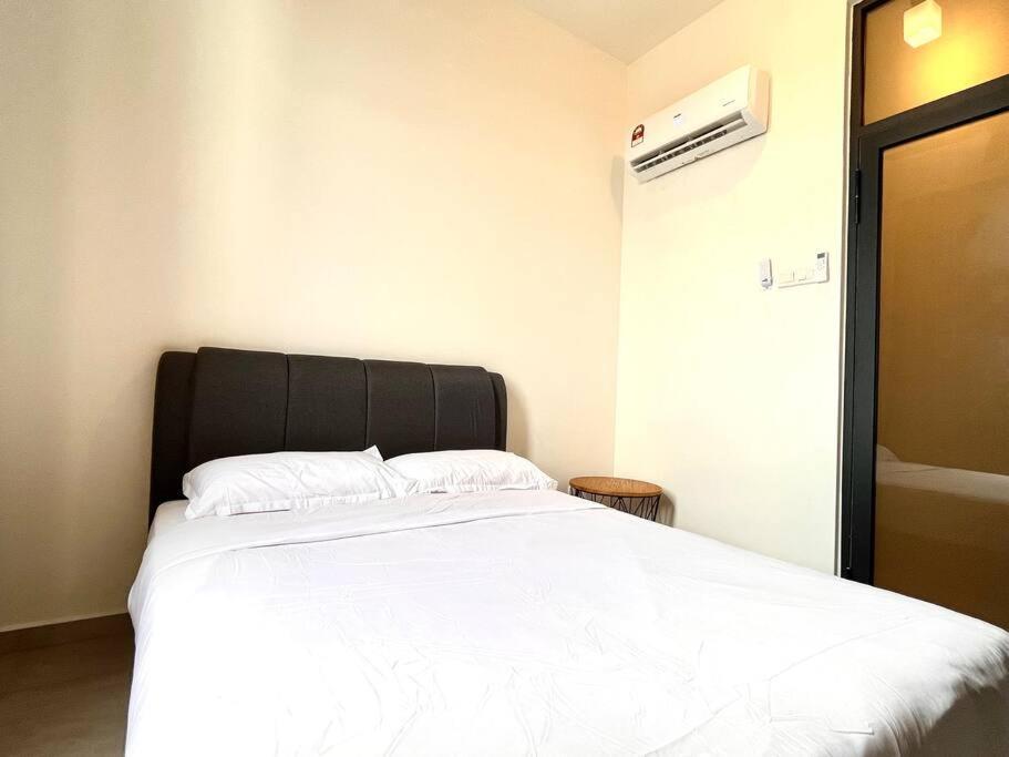 Ins Suite @ The Quartz Residence-Infinity Pool Malacca Buitenkant foto